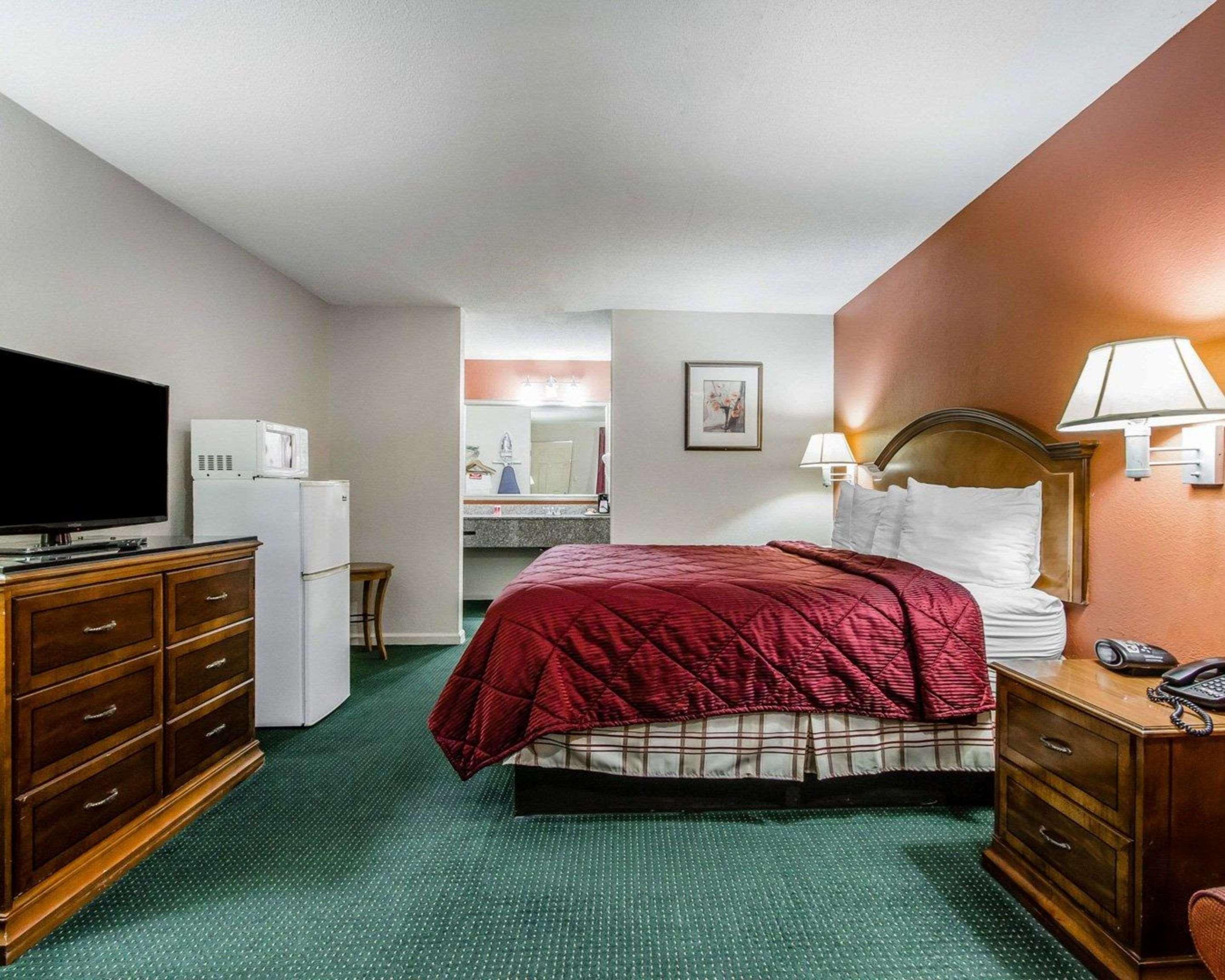 Econo Lodge Inn & Suites Enterprise Eksteriør bilde