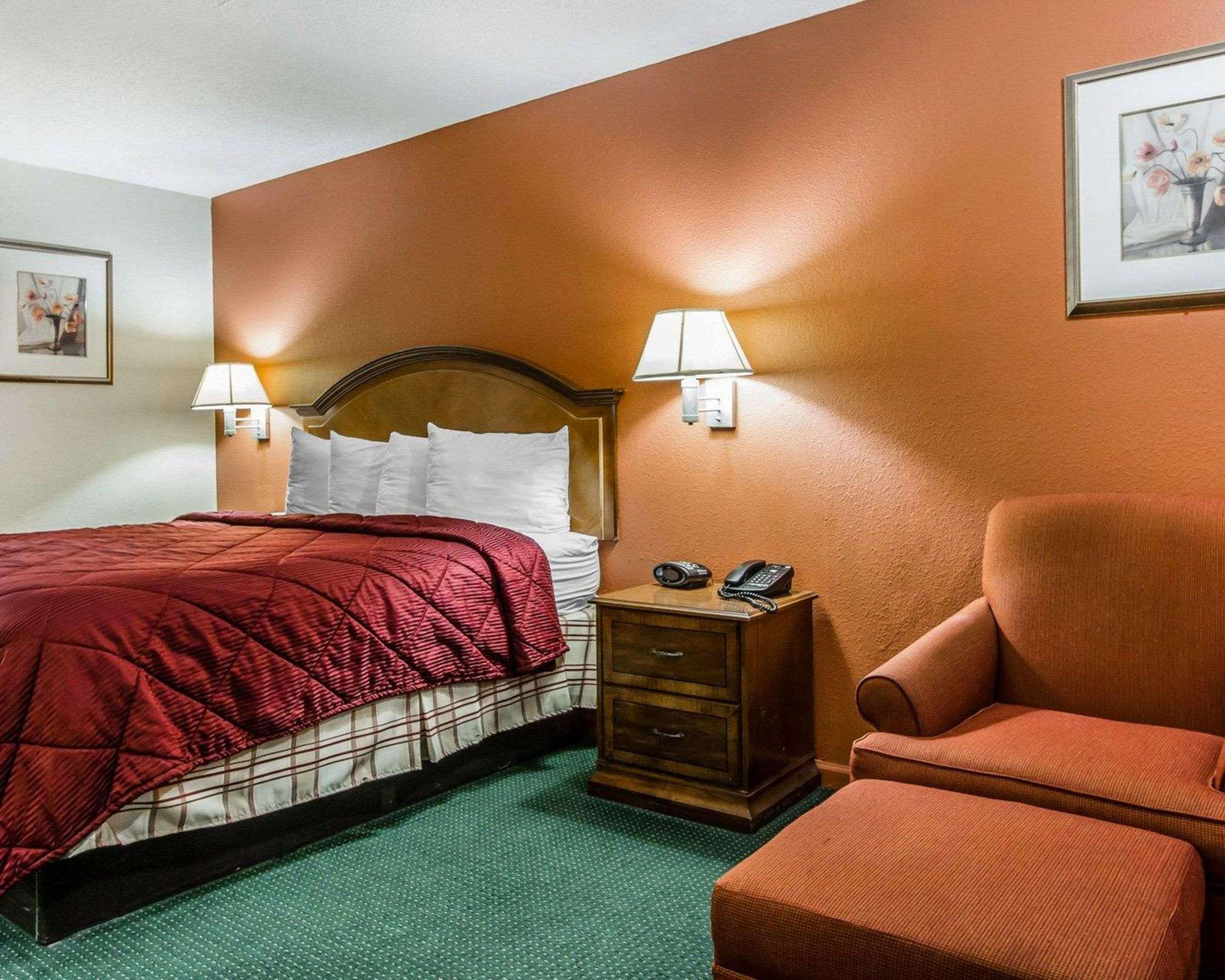 Econo Lodge Inn & Suites Enterprise Eksteriør bilde