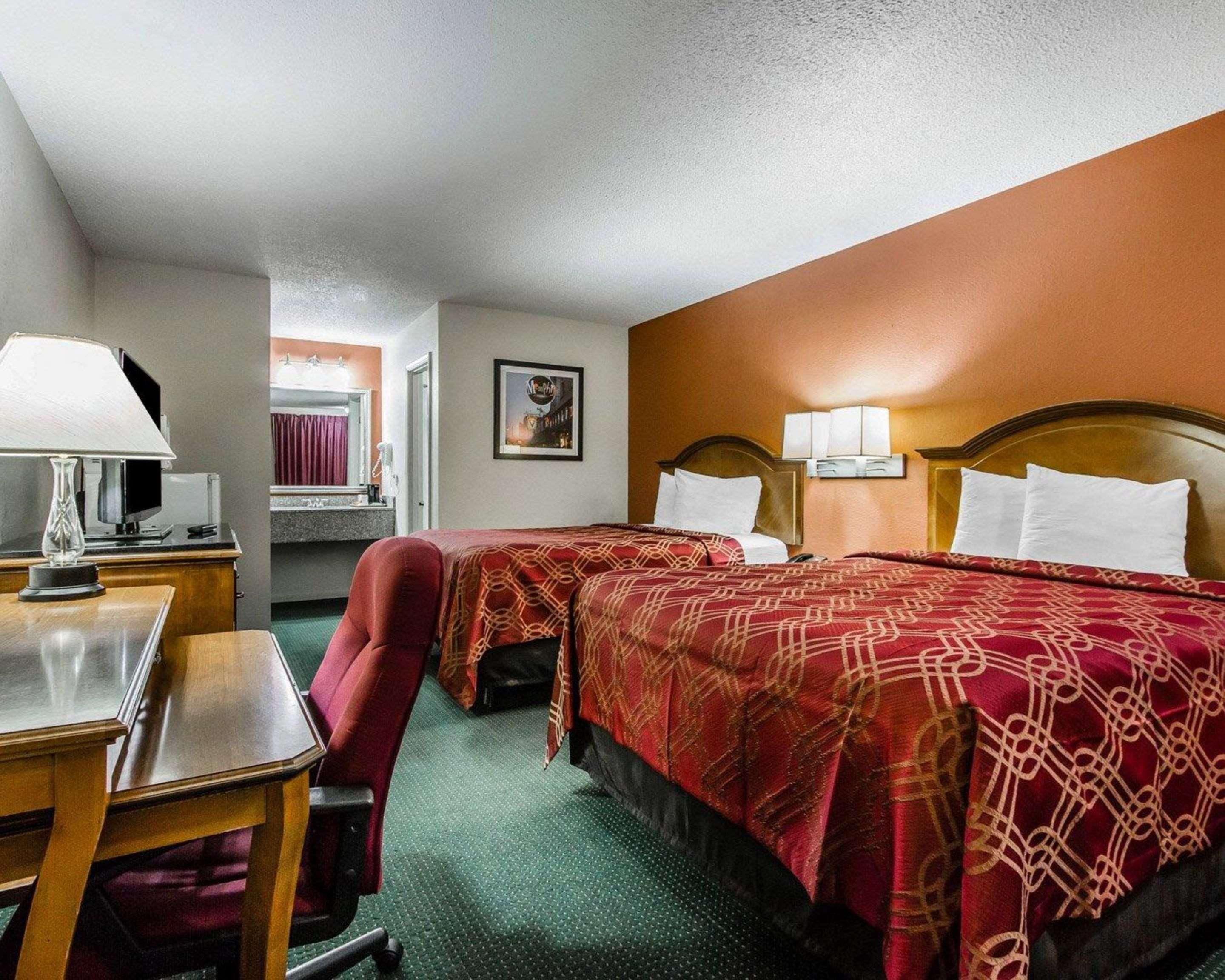 Econo Lodge Inn & Suites Enterprise Eksteriør bilde