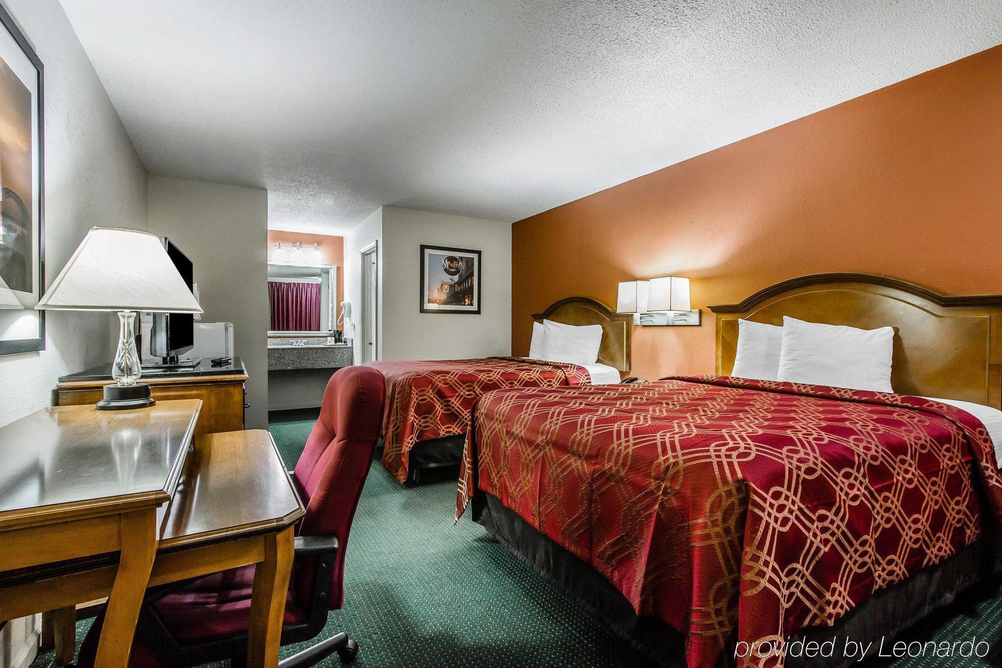 Econo Lodge Inn & Suites Enterprise Eksteriør bilde